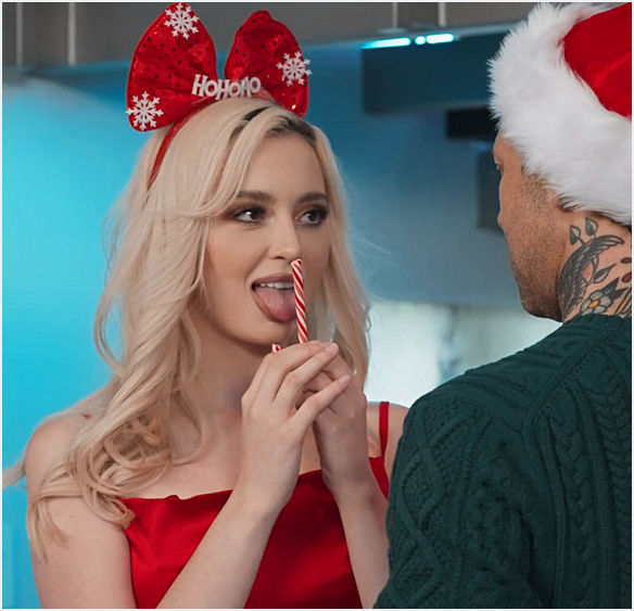 Lexi Lore - A Very College Christmas FullHD 1080p/HD 720p