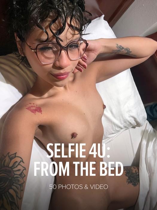 Lilith Baph - Selfie 4U: From The Bed