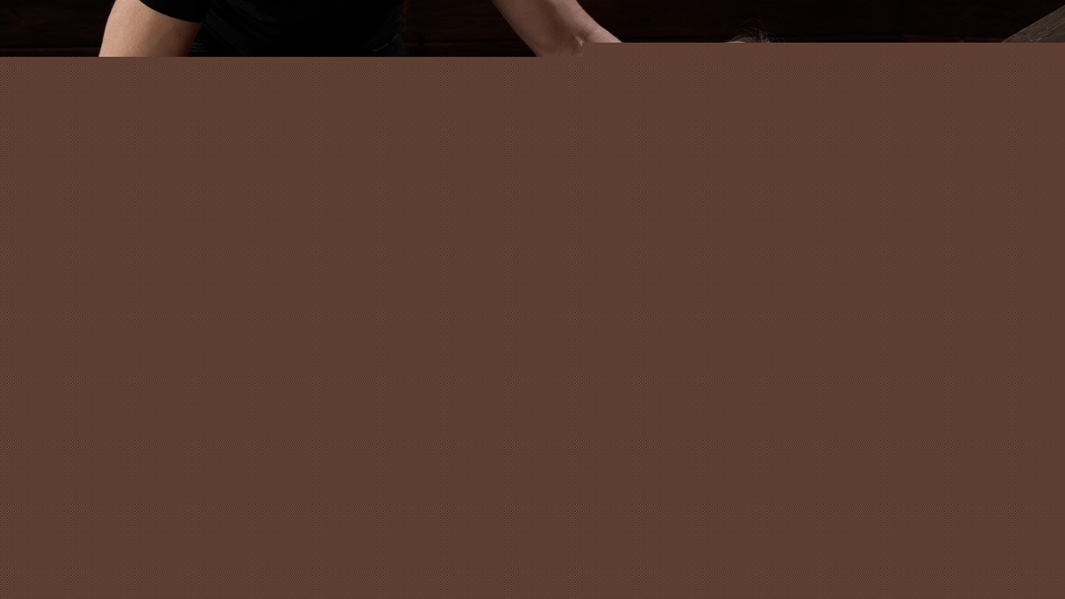 Dungeon Sex - Mia James [1080p]