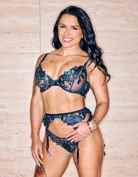 Eva Angelina - BBC-Obsessed MILF Eva Gets Double-Teamed 4K 2160p/FullHD 1080p/HD 720p