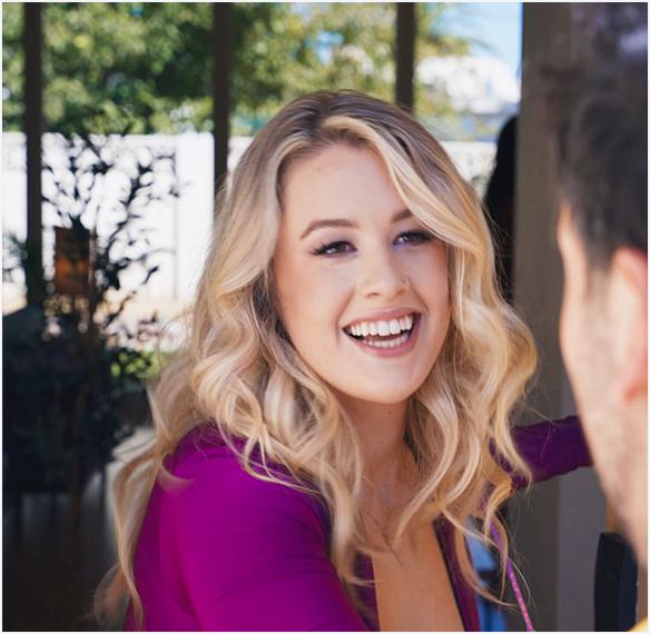 Baby Gemini, Ashley Alexander, Beca Barbie - Fuck Everything In Sight! A Brazzers Thanksgiving Story 4K 2160p/FullHD 1080p/HD 720p