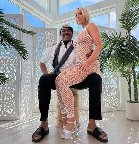 Mellanie Monroe, Dredd - Anal FullHD 1080p