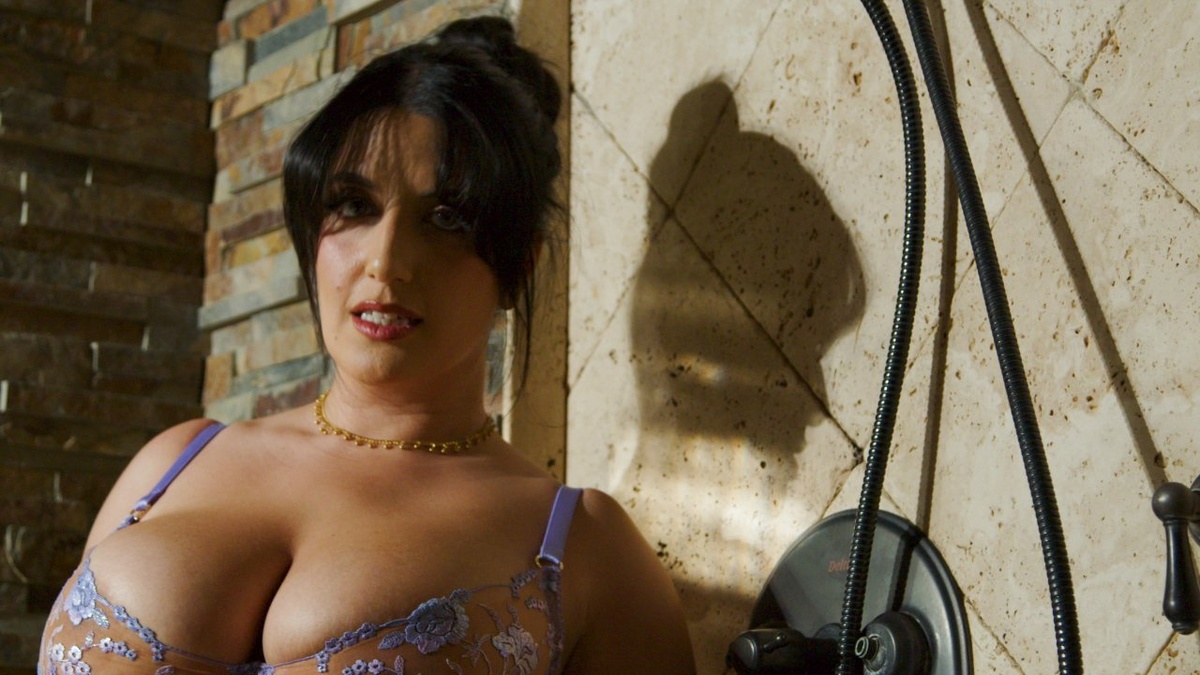 Elegant Angel - Sarah Arabic [1080p]