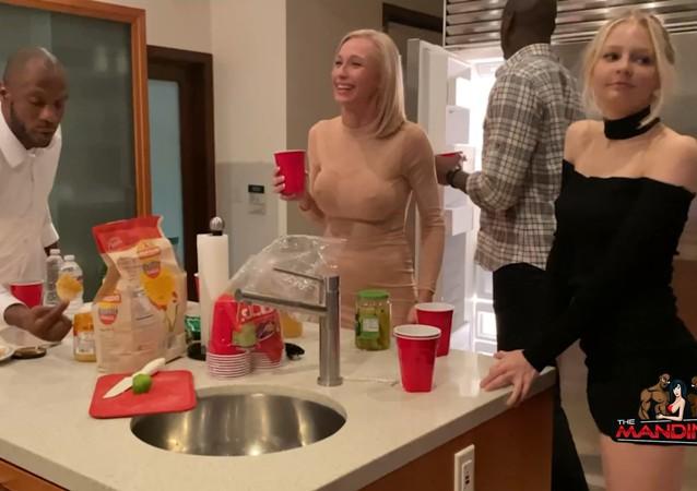 Sexy Beast, Jenna Fireworks, Alexa Knight - Horny Blonde Sluts BBC Swing Party Adventures in LA 4K 2160p