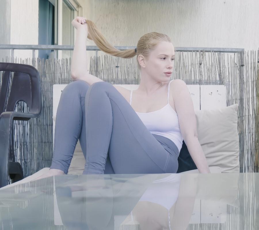 Laura Lit - Creampie On The Balcony For 18 Plus Model UltraHD/4K 2160p