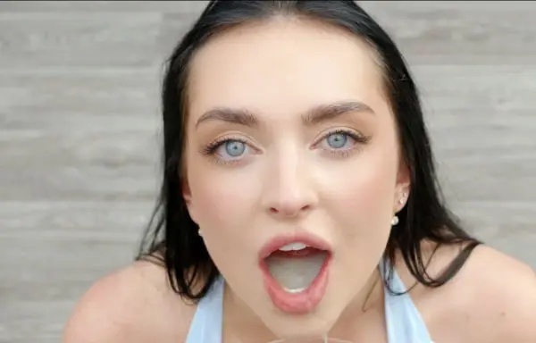 Premium Bukkake - Adelina Jameson [1080p]